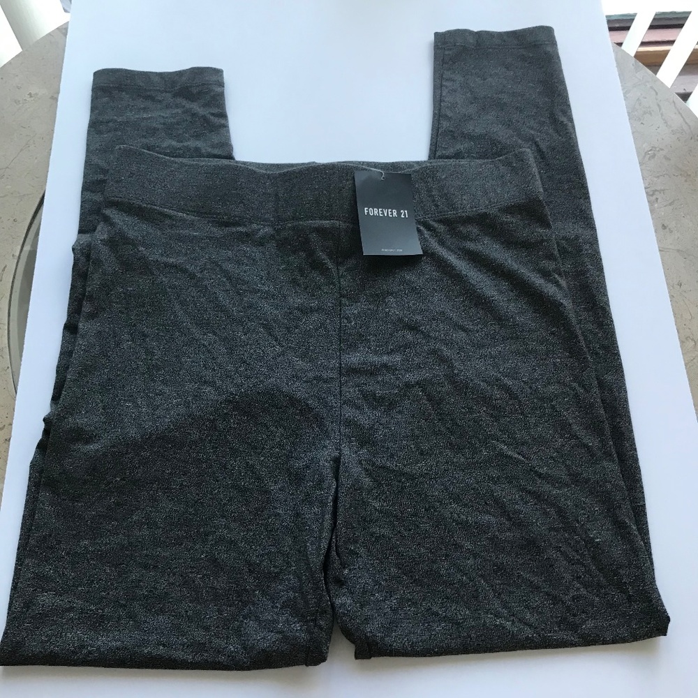 Forever 21 Dark Gray Basic Leggings Size Large NWT